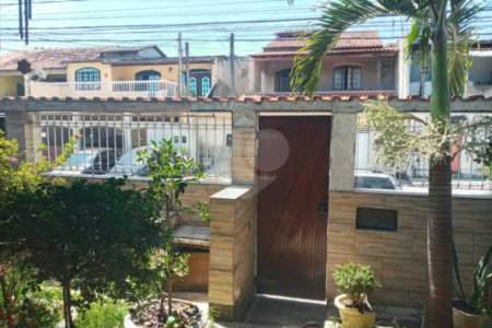 Casa à venda com 5 quartos, sendo 1 suíte, em Campo Grande, Rio de Janeiro, RJ