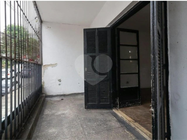 Sobrado à venda ou para alugar com 3 quartos em Vila Mariana, São Paulo, SP