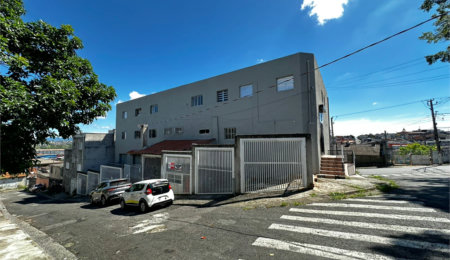 Apartamento para alugar com 3 quartos em Vila Monte Belo, Itaquaquecetuba, SP