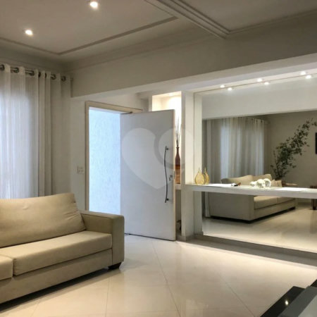 Casa à venda com 3 suítes em Santana, São Paulo, SP