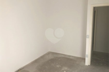 Apartamento à venda com 3 quartos, sendo 1 suíte,  em Cambuci, São Paulo, SP