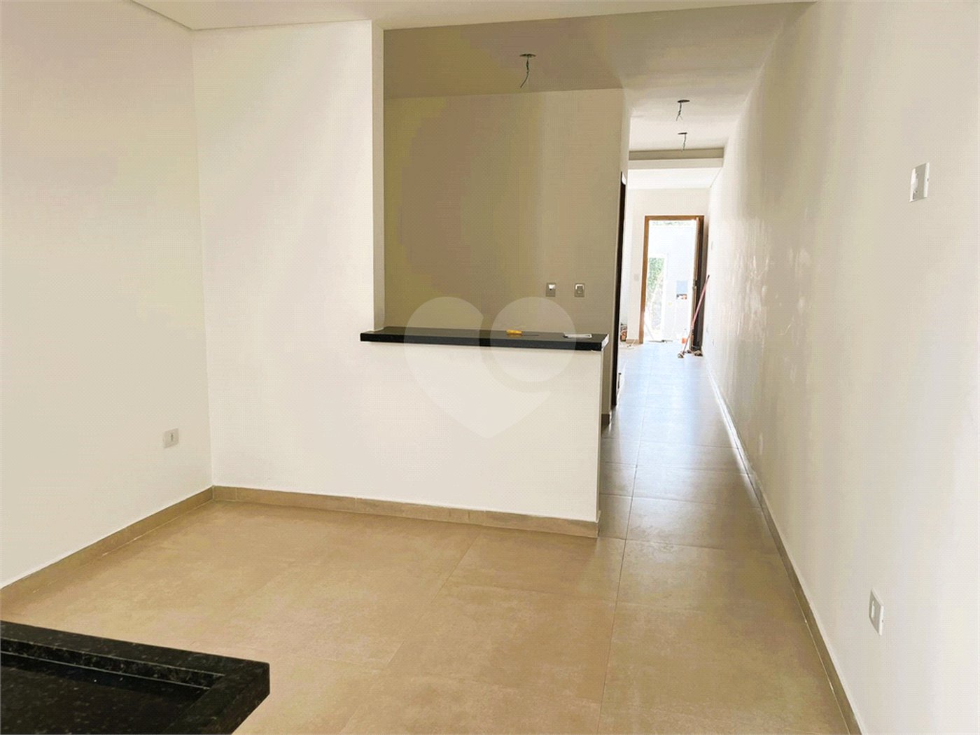 Sobrado à venda com 3 quartos, sendo 1 suíte,  em Vila Tiradentes, São Paulo, SP