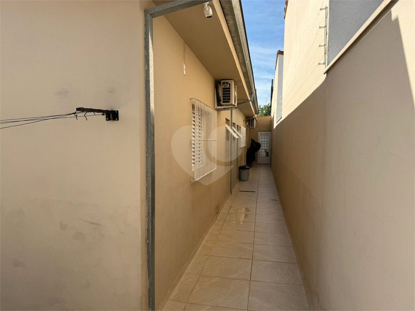 Casa à venda com 2 quartos, sendo 1 suíte, em Jardim Shangri-lá, Itapetininga, SP