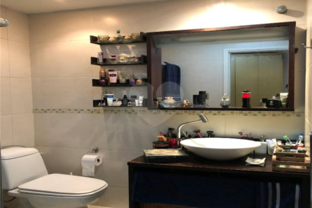 Apartamento à venda com 2 quartos, sendo 1 suíte,  em Vila Nova Conceição, São Paulo, SP