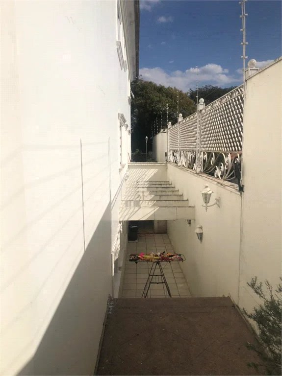 Casa à venda com 4 suítes em Caxingui, São Paulo, SP
