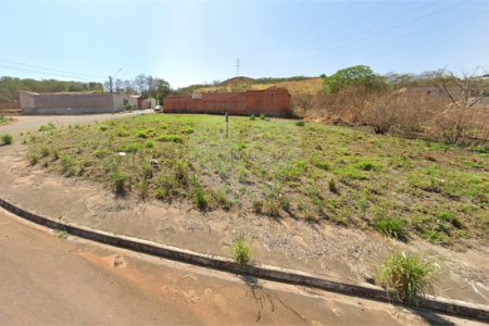 Terreno à venda – 402,87 m² Prolongamento do Jardim das Torres.