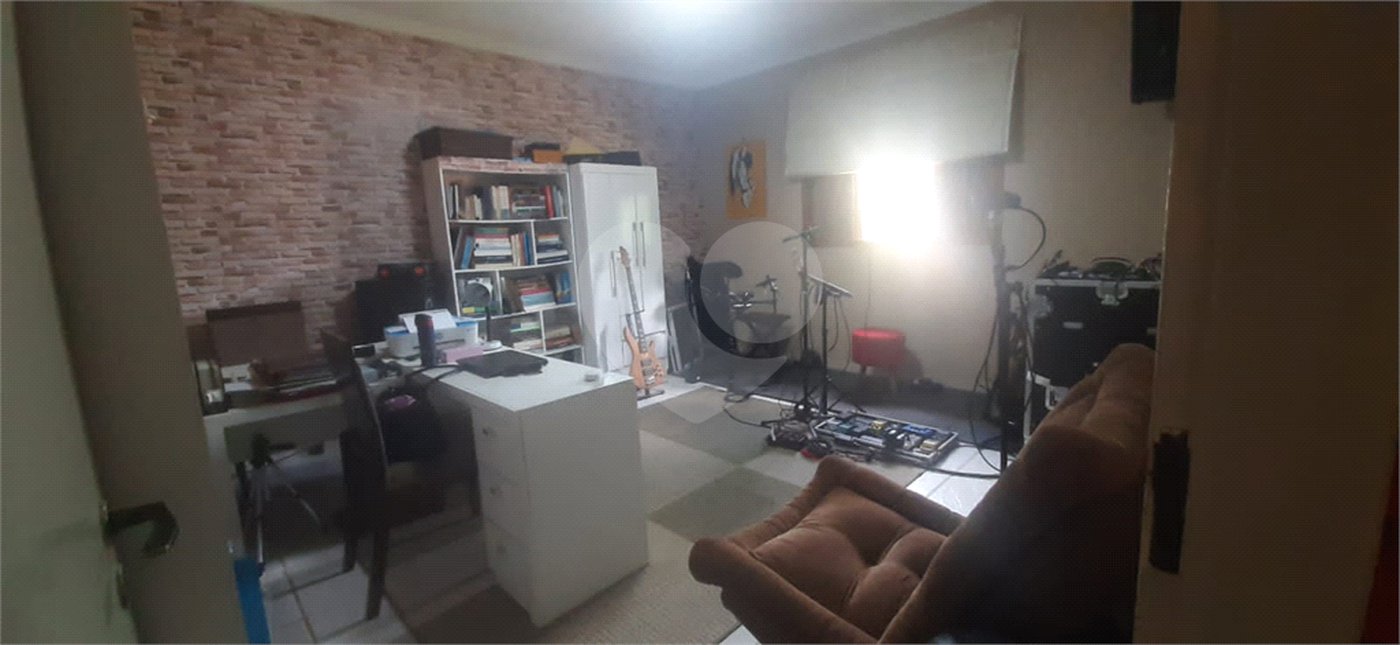 Casa à venda com 3 quartos, sendo 2 suítes, em São Vicente, Mairiporã, SP