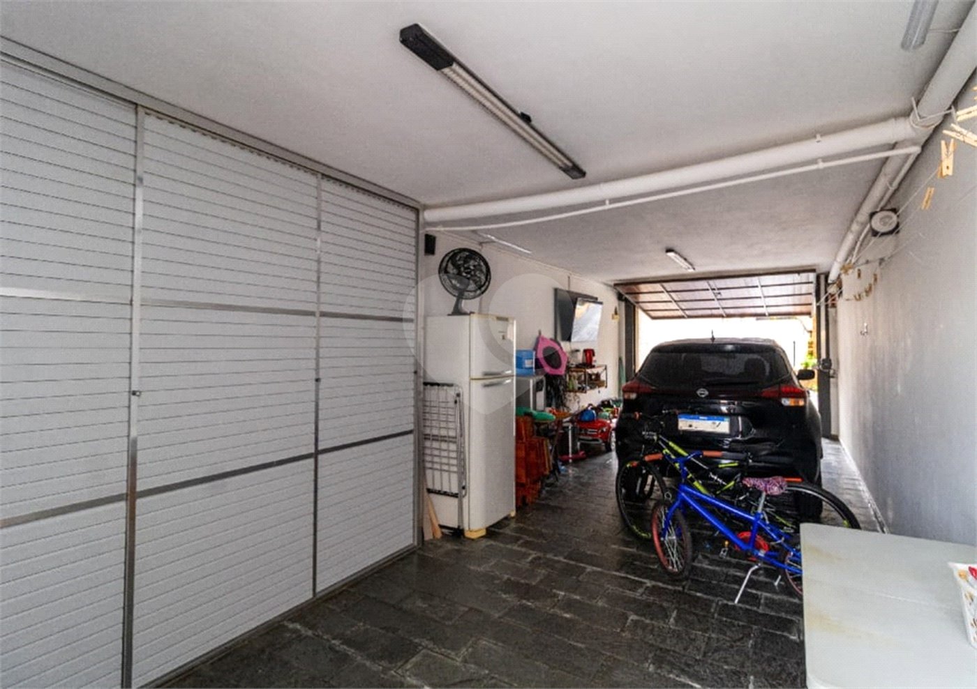 Casa à venda com 2 quartos, sendo 1 suíte, no condomínio Colina de Goiás, São Paulo - SP