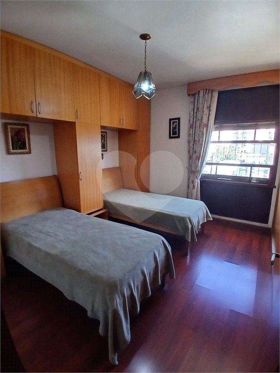 Sobrado à venda com 4 quartos, sendo 2 suítes, em Jardim Leonor, São Paulo, SP