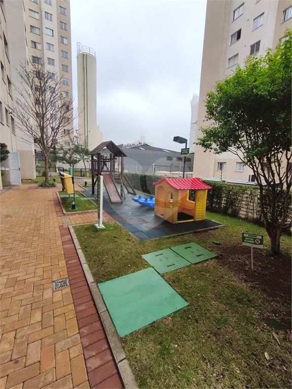 Apartamento com 40m², 2 quartos, para locação no Cambuci