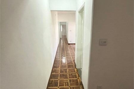 Casa Térrea à venda ou para alugar com 2 suítes em Alvinópolis, Atibaia, SP