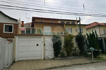Sobrado à venda com 2 suítes em Jardim Pinheiros, São Paulo, SP
