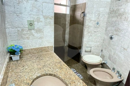 Apartamento à venda com 3 quartos, sendo 1 suíte,  em Vila Nova, Cabo Frio, RJ
