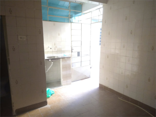 Sobrado à venda com 4 quartos em Parque Edu Chaves, São Paulo, SP