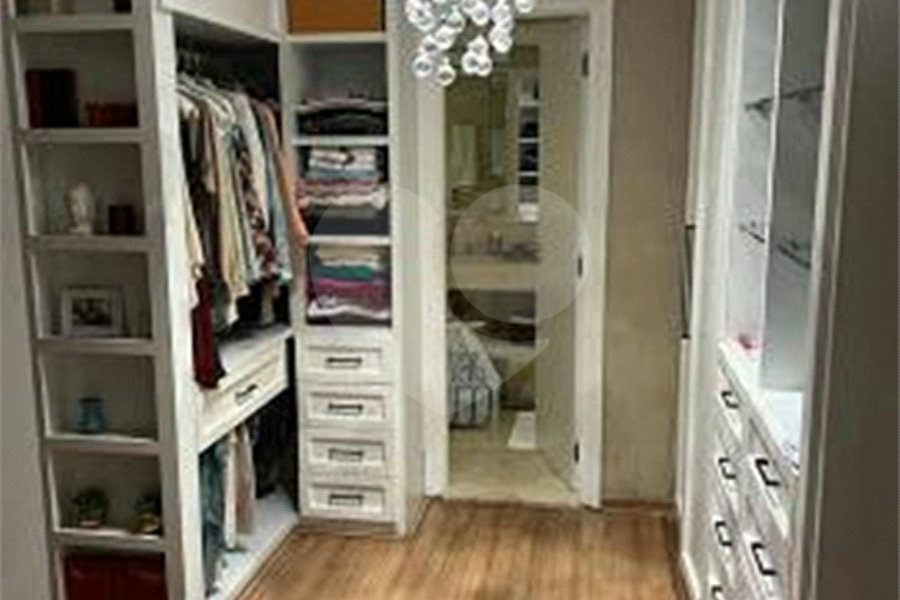 Apartamento à venda com 4 suítes em Santa Terezinha, São Paulo, SP