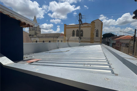 Sobrado à venda com 3 quartos, sendo 1 suíte,  no Centro, Itapetininga, SP
