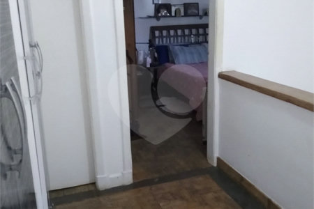Sobrado à venda com 4 quartos, sendo 3 suítes,  em Vila Monumento, São Paulo, SP