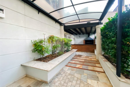 Apartamento à venda com 2 suítes em Campo Belo, São Paulo, SP