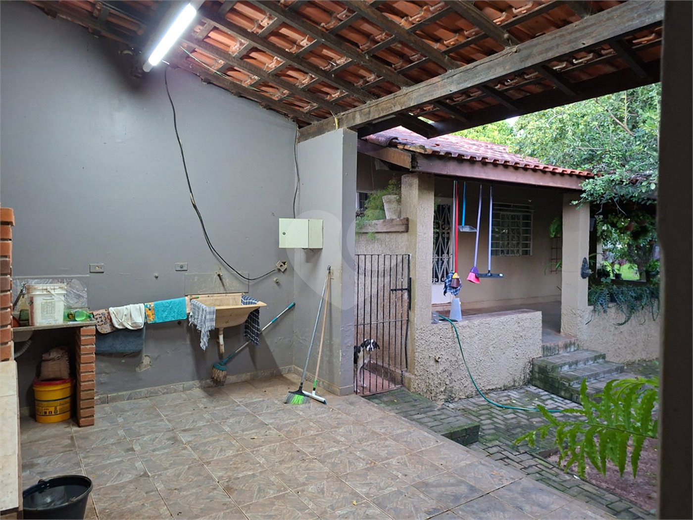 Chácara à venda com 3 quartos, sendo 1 suíte,  em Ribeirãozinho, Alambari, SP