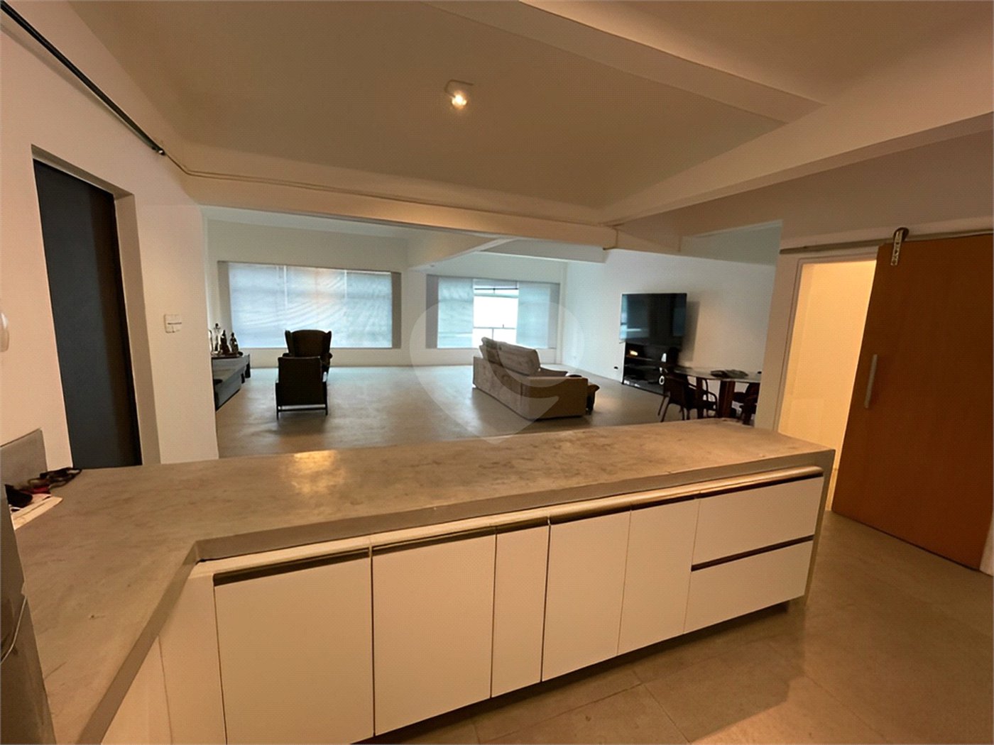 Apartamento à venda com 2 quartos, sendo 1 suíte, em Cerqueira César, São Paulo, SP