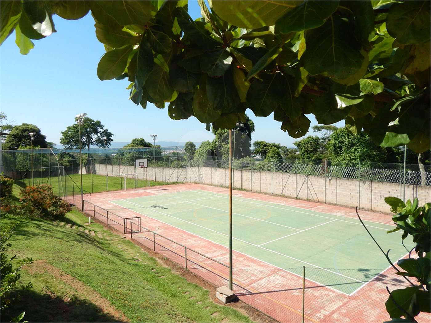Casa à venda com 3 suítes no condomínio Alpes de Vinhedo, Vinhedo - SP