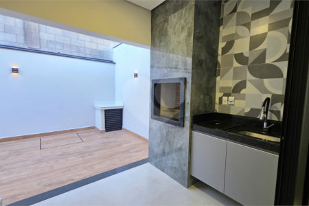 Casa à venda com 3 quartos, sendo 1 suíte, no condomínio Horto Florestal Villagio, Sorocaba - SP