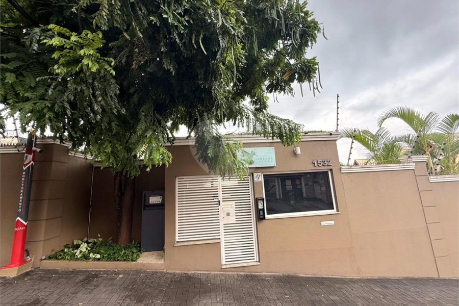 Casa à venda com 4 quartos, sendo 2 suítes, no condomínio Florada da Serra, São Paulo - SP