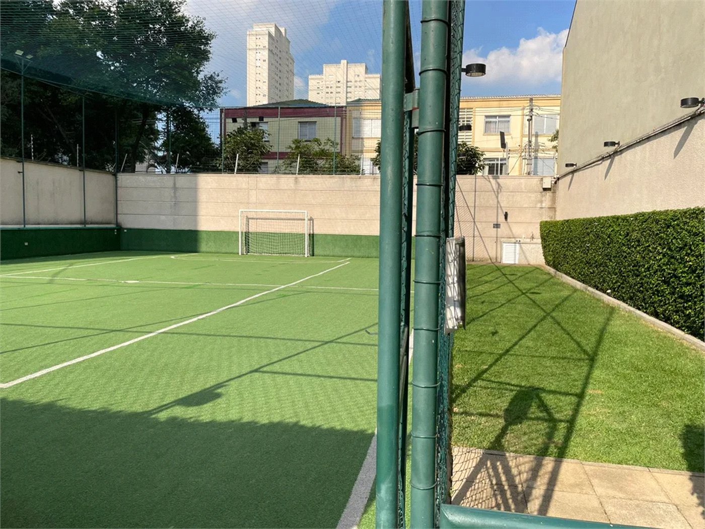 Apartamento à venda com 3 suítes em Vila Romana, São Paulo, SP