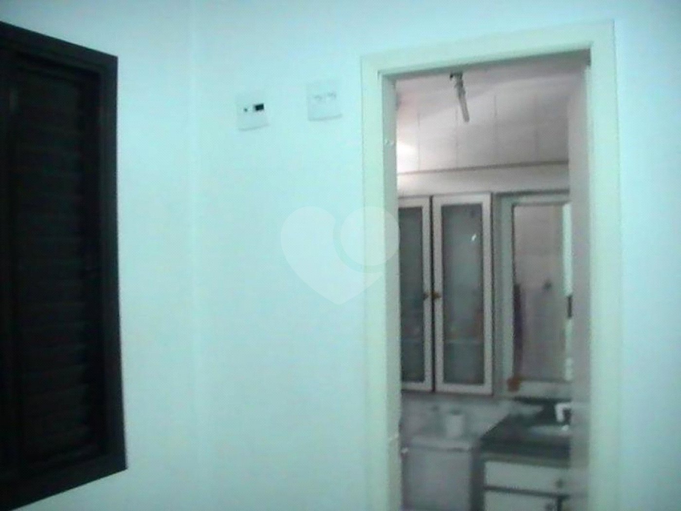 Apartamento à venda com 3 quartos, sendo 1 suíte,  em Jardim das Vertentes, São Paulo, SP