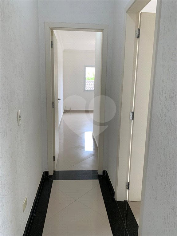 Sobrado à venda com 4 quartos, sendo 1 suíte, em Vila Campo Grande, São Paulo, SP