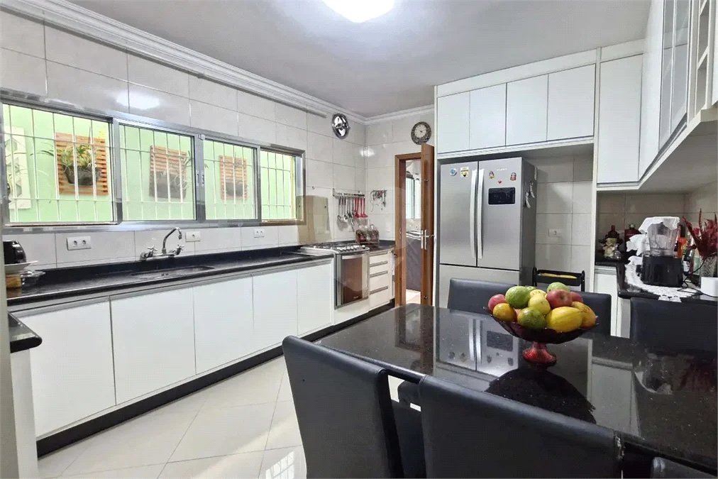 Sobrado à venda com 3 quartos, sendo 1 suíte,  em Tremembé, São Paulo, SP