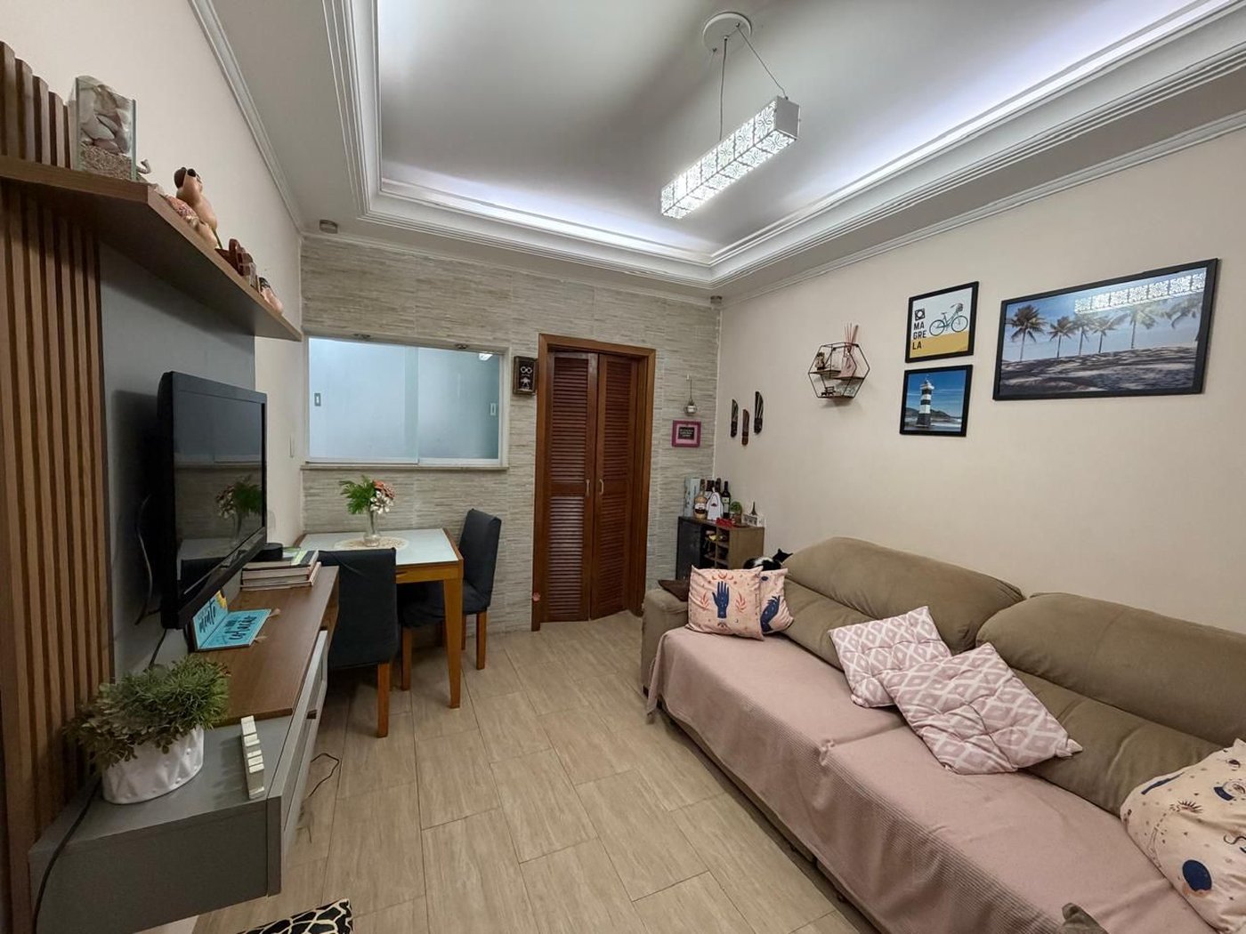 Apartamento com 2 dormitórios à venda, 62 m² por R$ 375.000,00 - Boqueirão - Santos/SP