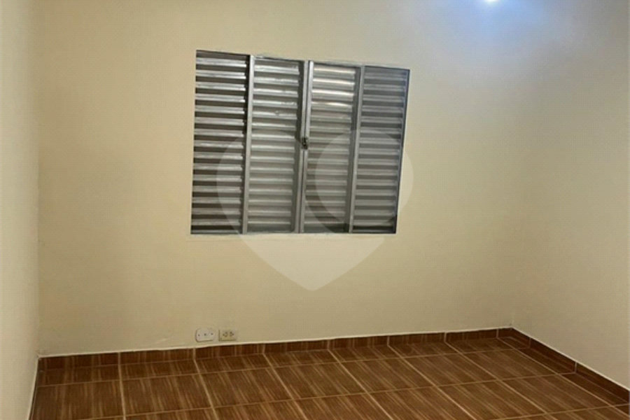 Casa à venda com 4 quartos, sendo 1 suíte, em Artur Alvim, São Paulo, SP