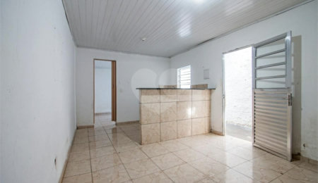 Casa à venda com 3 quartos em Vila Cordeiro, São Paulo, SP