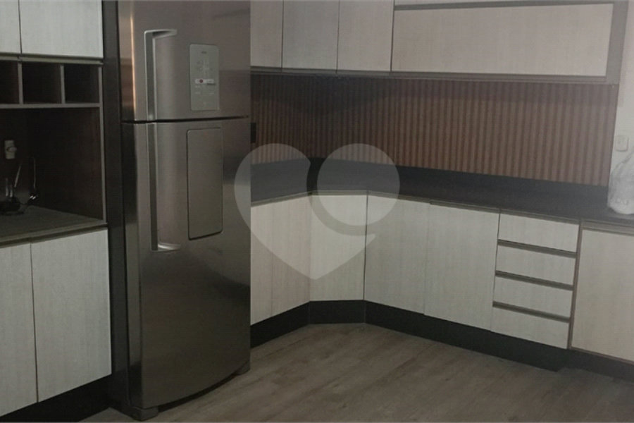 Sobrado à venda com 2 quartos em Parque Viviane, Itaquaquecetuba, SP