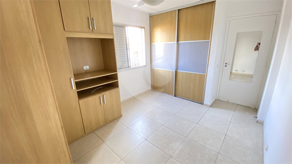Apartamento à venda com 3 quartos, sendo 1 suíte, em Campo Belo, São Paulo, SP