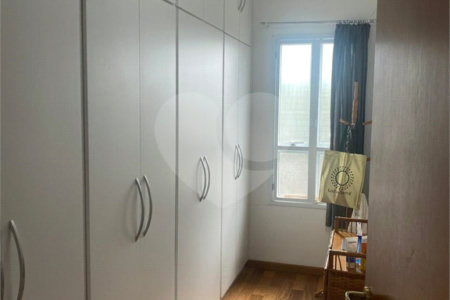 Casa à venda com 5 quartos, sendo 3 suítes, no condomínio Zuleika Jabour, Salto - SP