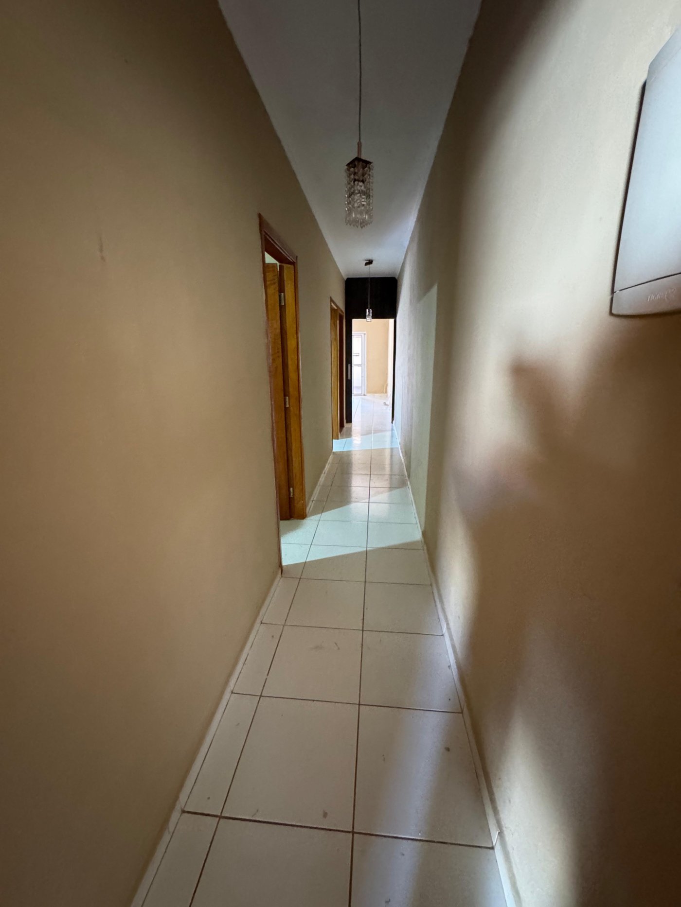 Casa para alugar com 3 quartos, sendo 1 suíte,  em Santa Luzia, Três Lagoas, MS