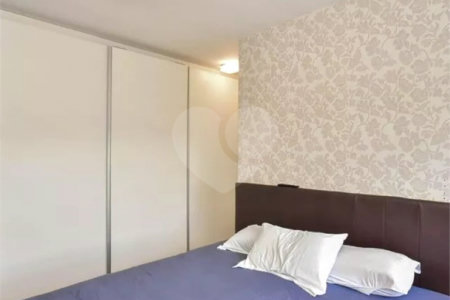 Sobrado à venda com 3 quartos, sendo 1 suíte, em Vila Morse, São Paulo, SP