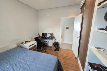 Casa à venda com 3 quartos, sendo 2 suítes, no condomínio Golden, Itapetininga - SP
