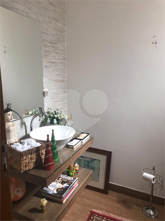Casa à venda com 4 suítes em Jardim Leonor, São Paulo, SP