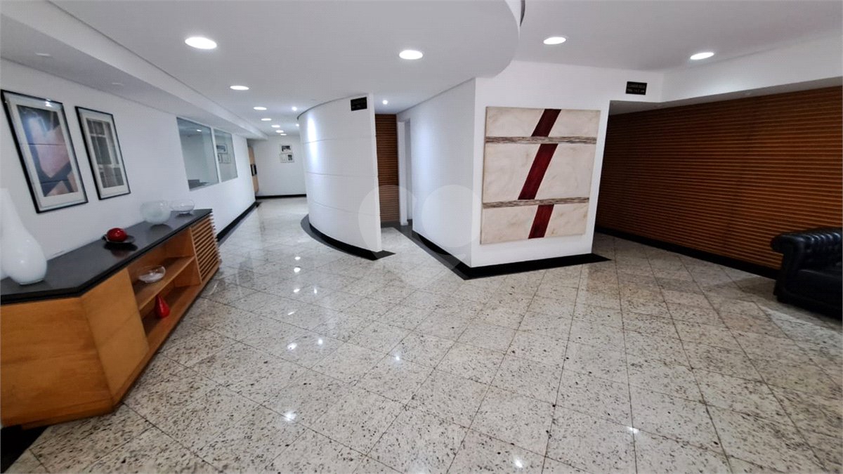 Apartamento à venda com 3 quartos, sendo 1 suíte, em Vila Mariana, São Paulo, SP