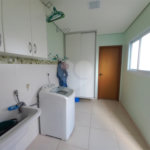 Casa à venda com 3 quartos, sendo 1 suíte, no condomínio São Domingos, Valinhos - SP