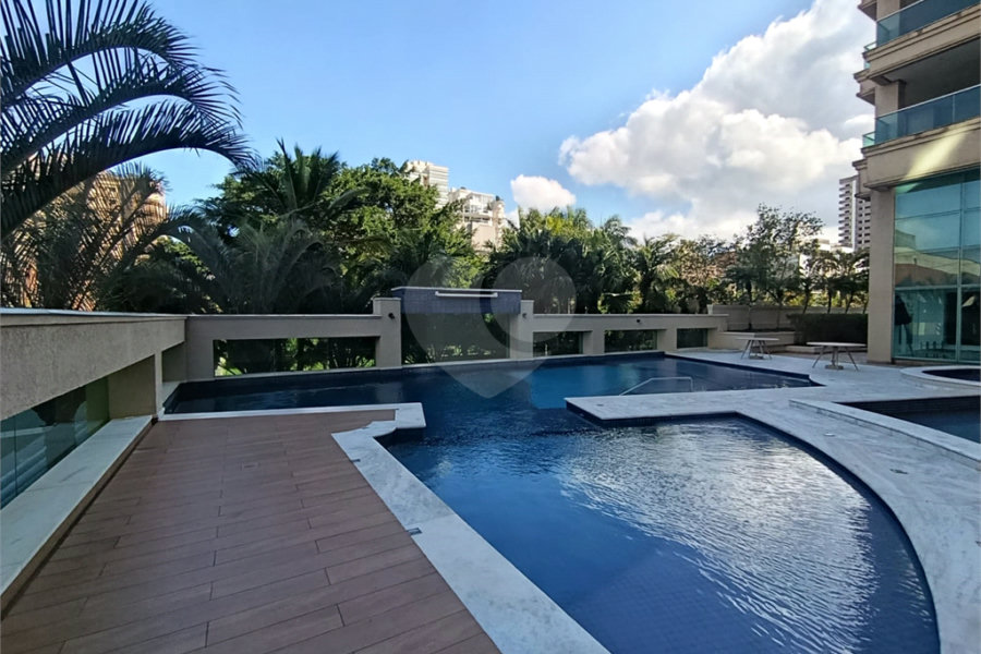 Apartamento para alugar com 3 suítes em Jardim Virgínia, Guarujá, SP