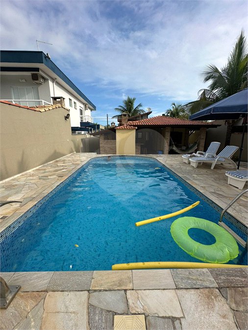Casa à venda com 3 quartos, sendo 1 suíte,  no condomínio Morada da Praia, Bertioga - SP