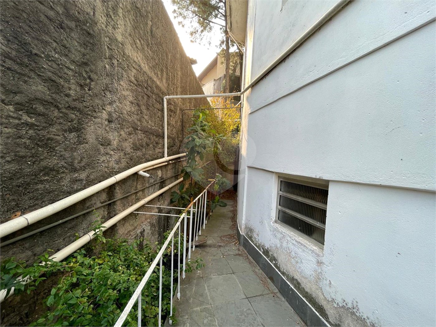 Casa à venda com 3 quartos, sendo 1 suíte, em Jardim Panorama, São Paulo, SP