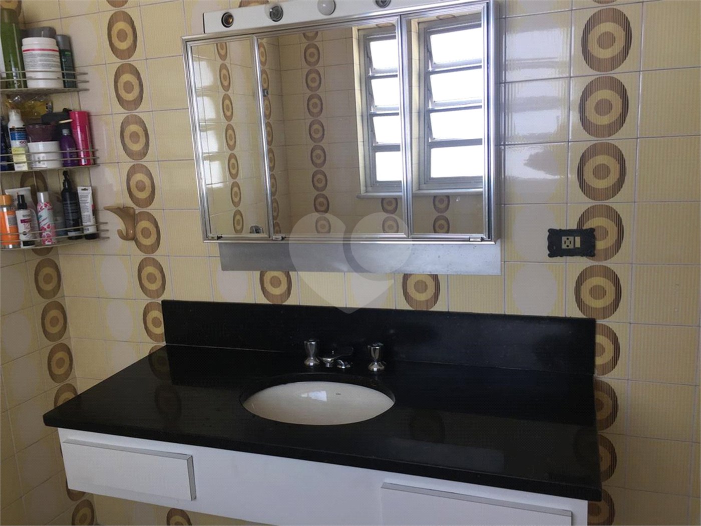 Sobrado à venda com 3 quartos, sendo 1 suíte, em Vila Nova Caledônia, São Paulo, SP