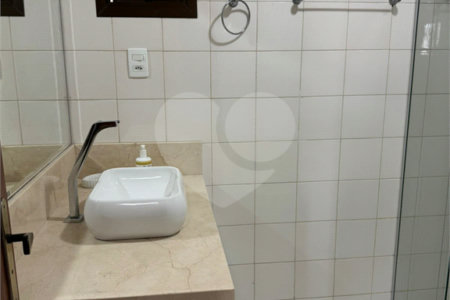 Apartamento à venda com 3 quartos, sendo 1 suíte, no Centro, Suzano, SP