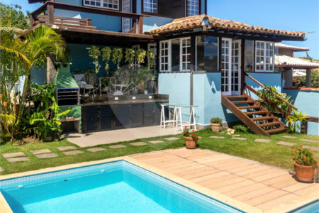 Casa à venda com 5 quartos, sendo 3 suítes, em Geribá, Armação dos Búzios, RJ