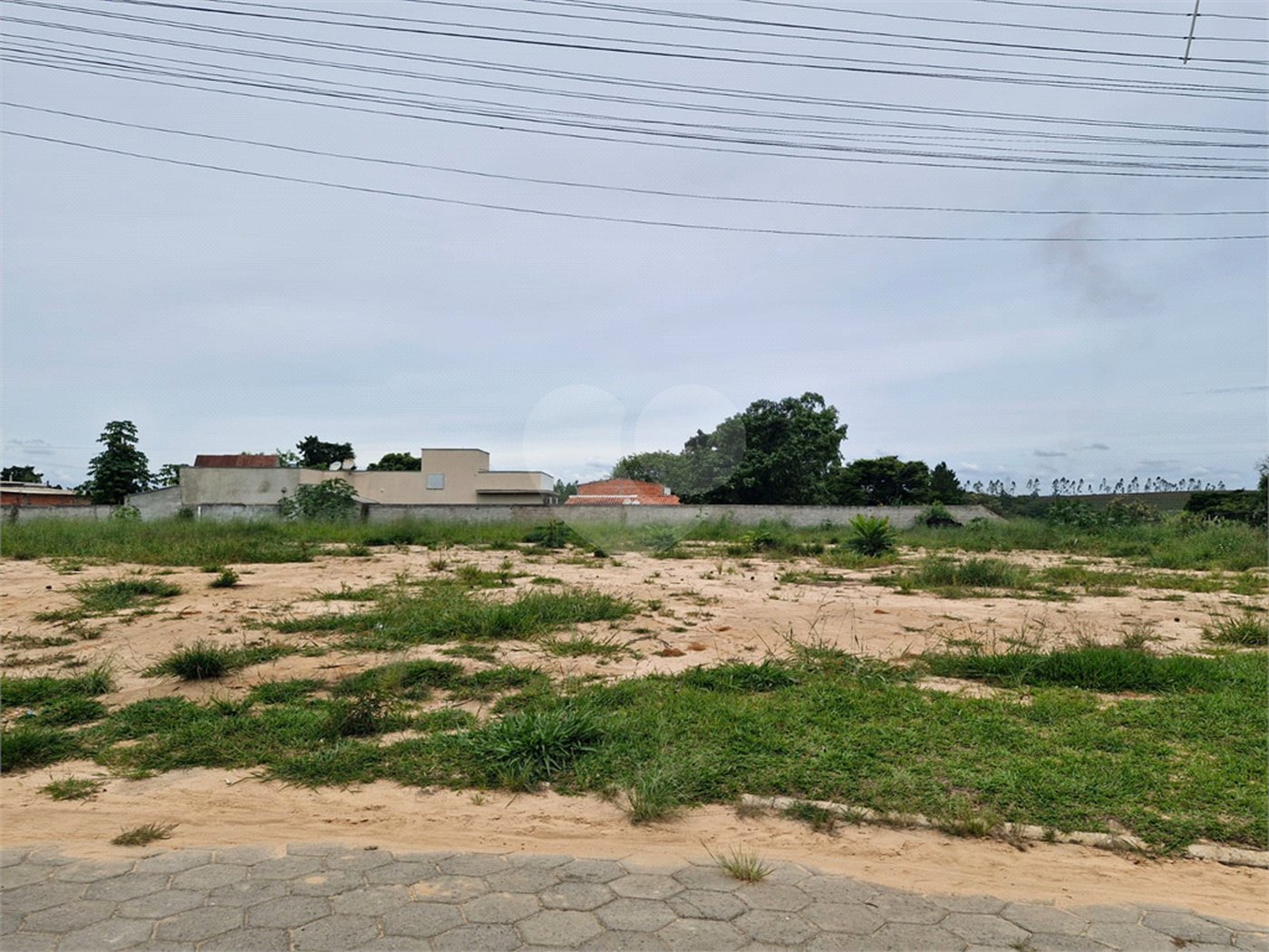 Terreno à venda no Centro, Sarapuí, SP